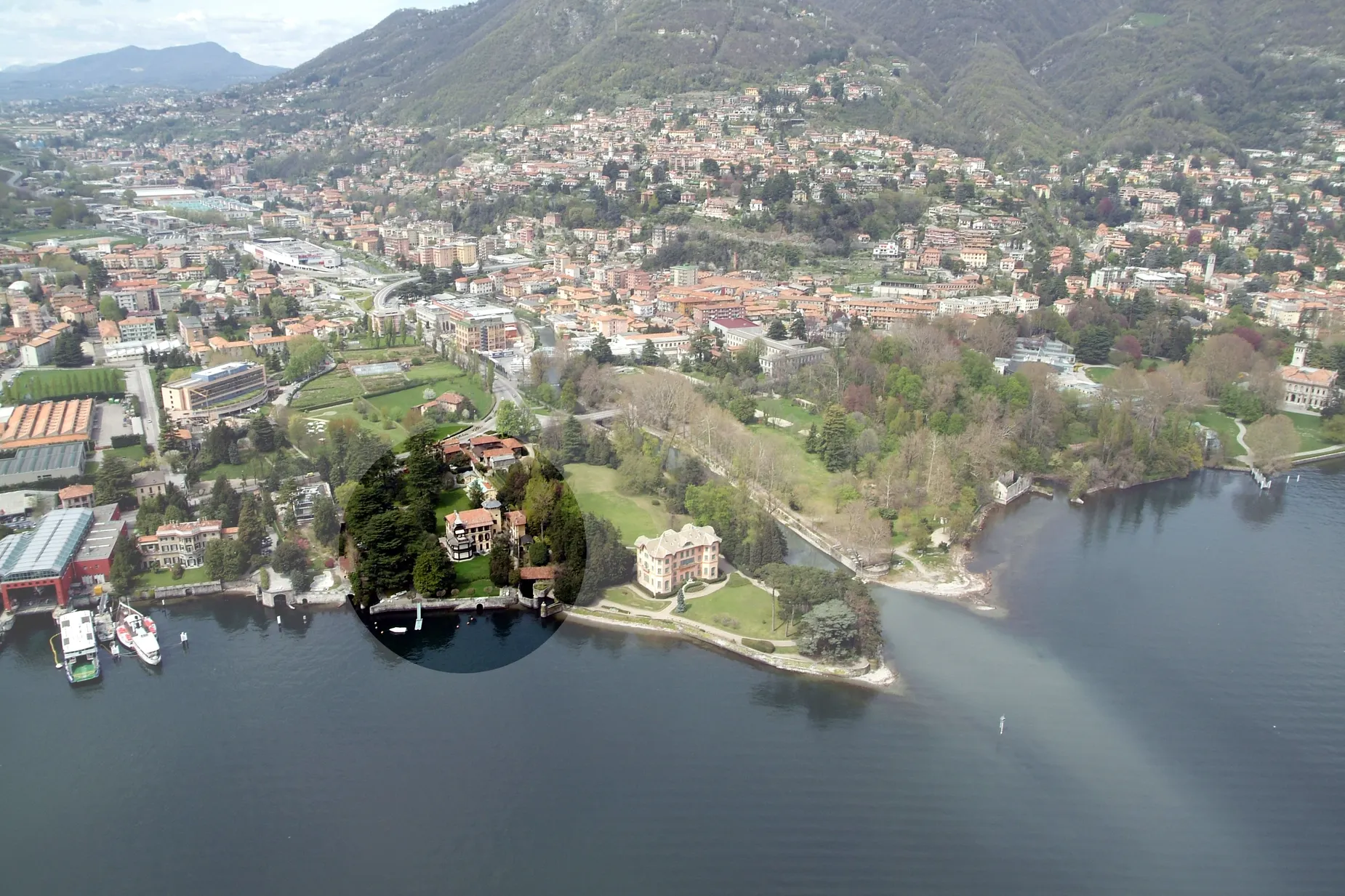Appartamento Privato in Villa Durini — Como (CO)